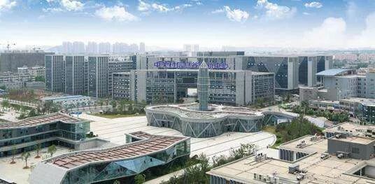 徐州崛起 两大产业迈向世界级基地，金融与信息技术外包成新引擎